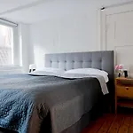 Sanders Penny - Lovely Two-bedroom In The Middle Of Action Koppenhága