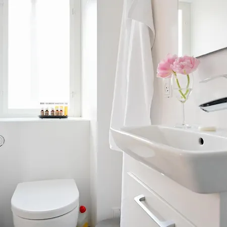 Sanders Penny - Lovely Two-bedroom In The Middle Of Action Διαμέρισμα